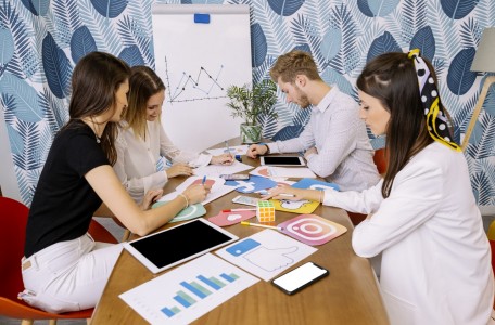 Membangun Pondasi Bisnis Kelas Dunia: Kokoh & Agile di Era Disrupsi